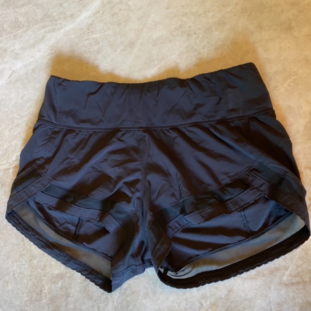 Black lulu shorts
